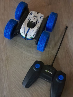 Remote control car like new