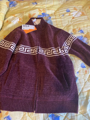 Suslo Couture sweatshirt, new with tags, size L