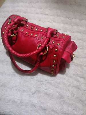 Винтидж червена кожена чанта за рамо като нова със шипове