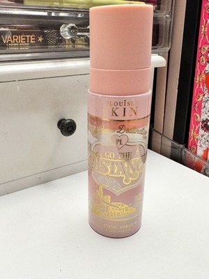 Plouise Go The Distance Setting Spray new