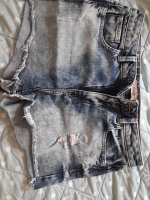 Bershka denim shorts like new, size M 38 10, blue