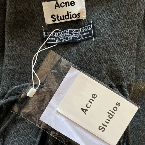 Acne Studios virgin wool scarf new, grey