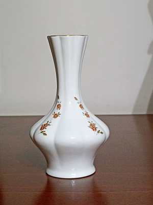 Bononia vintage porcelain decorative vase