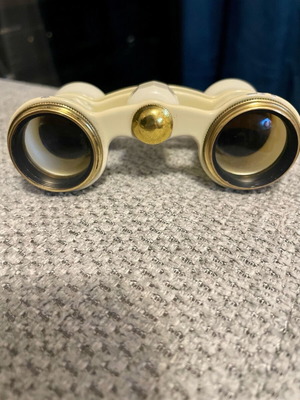Collectible theater binoculars from 1950 like new with case and warranty