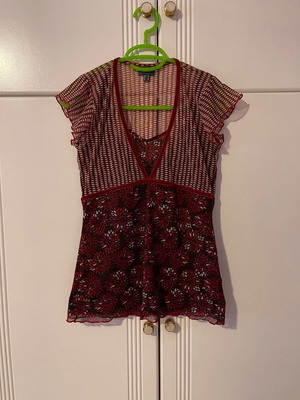 Mexx blouse like new, semi-transparent with built-in camisole, size M