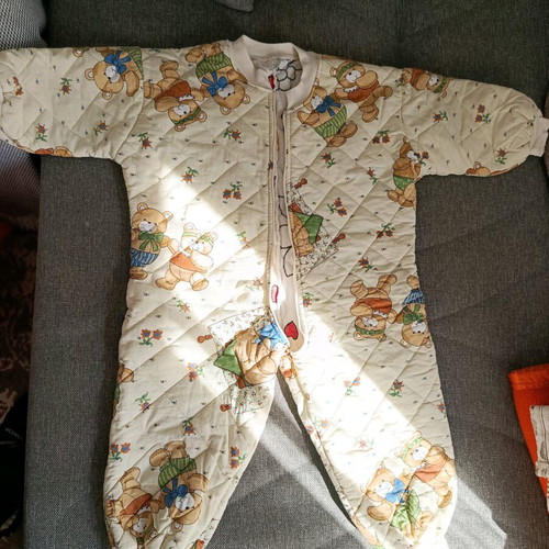 Quilted sleeping bag like new with zipper, No 2, 2.5 Tog