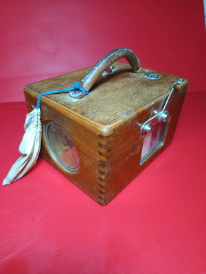Vintage Racing Pigeon Timer Clock like new