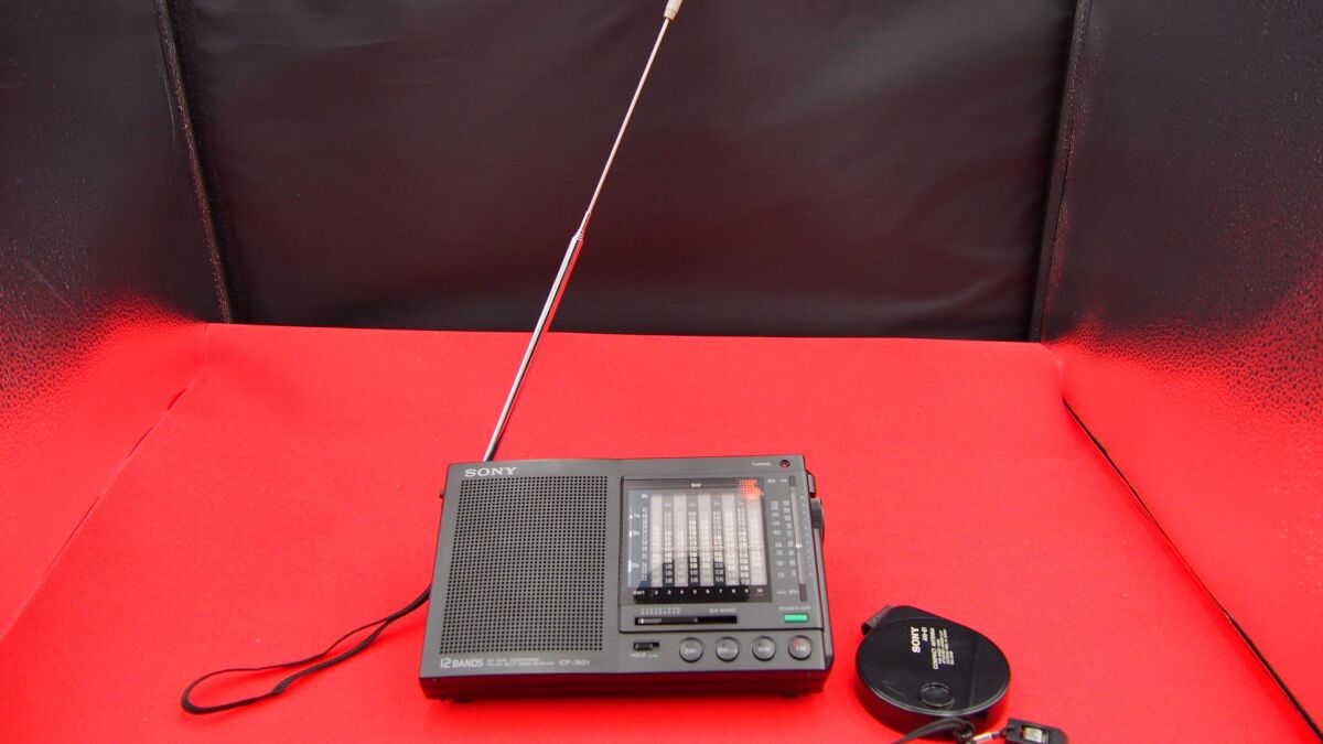 Sony ICF-SW 7601 radio like new - € 150,00 - Vendora.cy