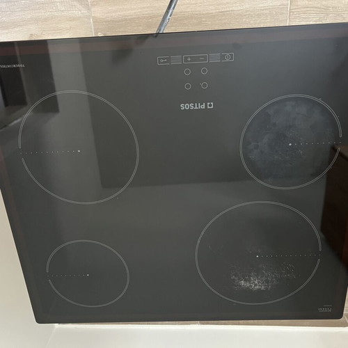 PITSOS Ceramic Built-In Hob 4 Cooking Zones used