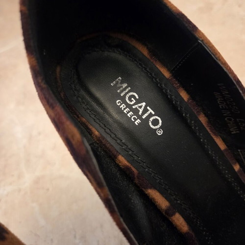 Migato Leopard Print Pumps with Pointed Toe