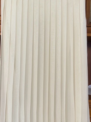 Pleated lined skirt like new, ecru, size M-L