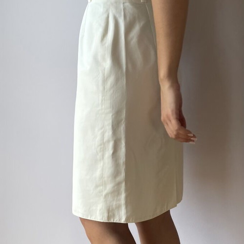 Laura Donini white summer skirt small size like new