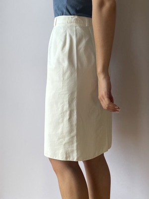 Laura Donini white summer skirt small size like new