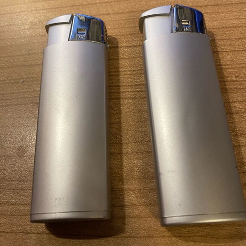Minions Atomic collectible lighters like new, set of 2