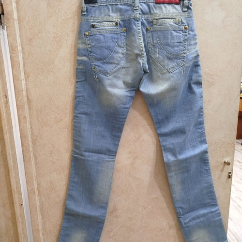 Jeans like new, low rise, light blue with yellow fading, slim fit