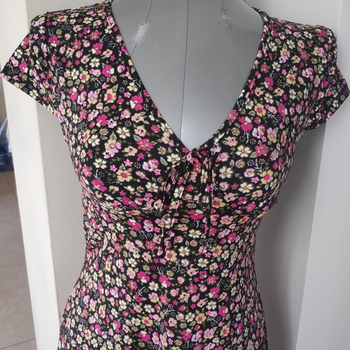 Floral pink summer dress size Small, new