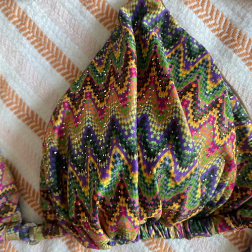Calzedonia bikini top medium 75C like new, beige multicolor