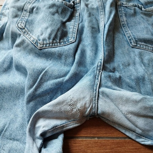Bershka women's baggy jeans used, white and blue, waist 38 cm