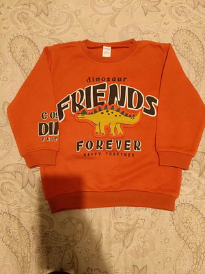 Lc Waikiki sweatshirt used for 3-4 years old orange