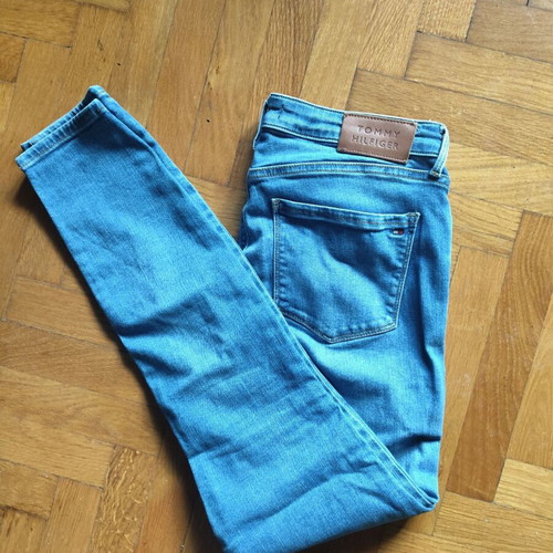 Tommy Hilfiger women's skinny jeans light blue, like new, size S/M