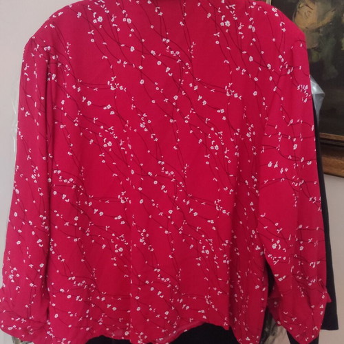Vintage shirt with shoulder pads, like new, size L, red pink