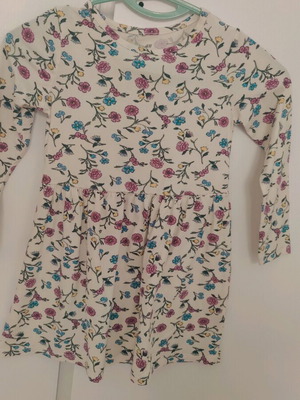 H&M dress 4-6 years like new, white with floral print