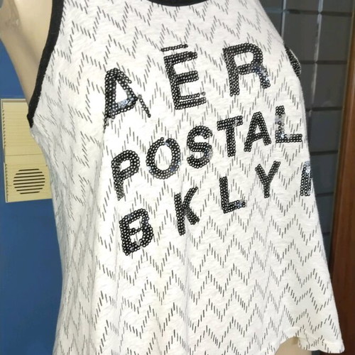 Aeropostale T shirt used, size M, black and white, 60% cotton