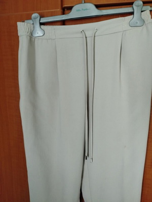 Viscose women's pants size 38 sand color like new