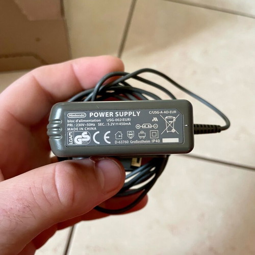 Nintendo DS Lite charger like new, genuine