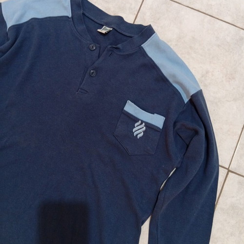 Men's blouse size XL, like new