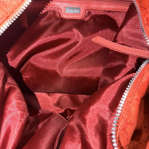 Carpisa Handbag like new, red