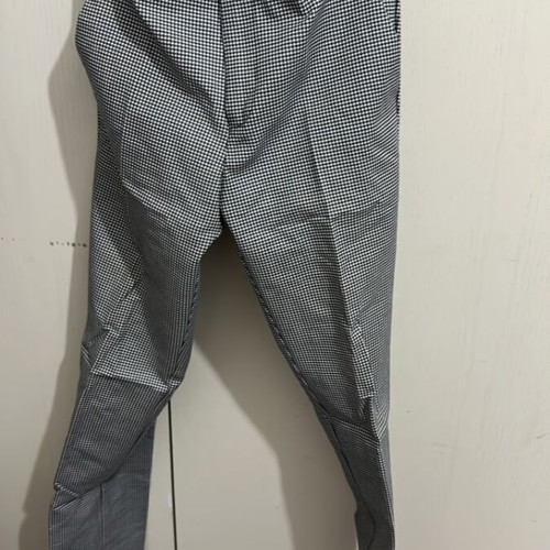 Stradivarius checked pants like new, size XXS 32 4, black and white