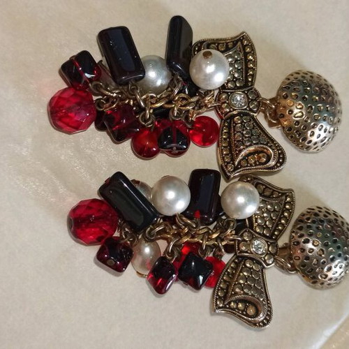 Vintage 90's earrings with clips used