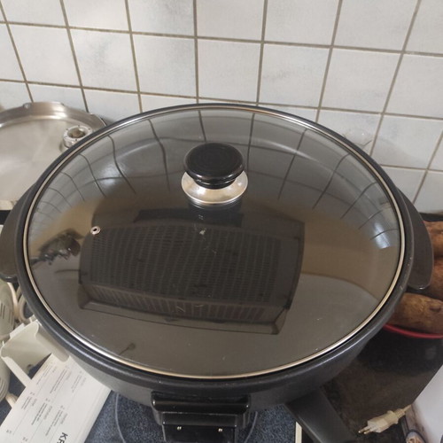 Electric Tepanyaki Pot used, 41cm diameter, missing cable