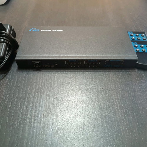 Matrix switch 4x2 1080p μεταχειρισμένο