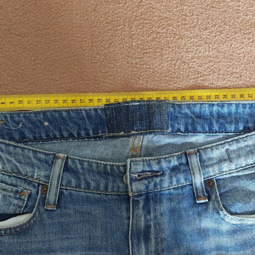Ralph Lauren women's jeans like new with front rips size 29