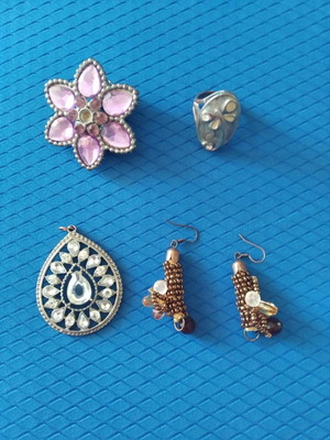 Vintage costume jewelry used, two rings, pair of earrings, chain decoration, eight necklaces