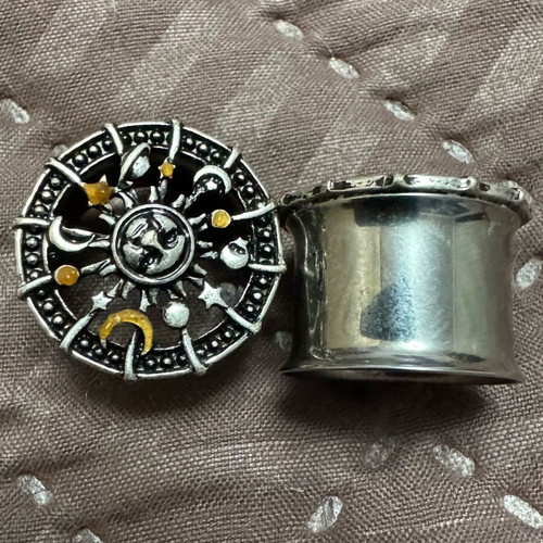 Flushes 16mm like new, metal