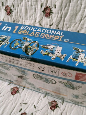 14-in-1 Educational Solar Robot Kit like new
