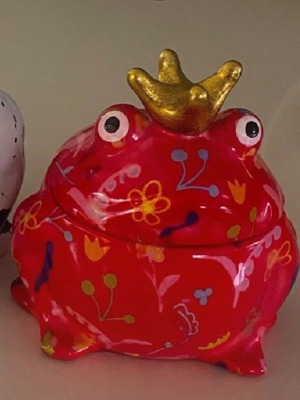 Decorative frog biscuit jar new