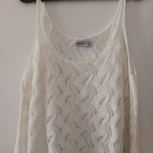 White top used, size M