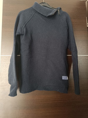 Diesel blue wool sweater like new with shoulder zipper
