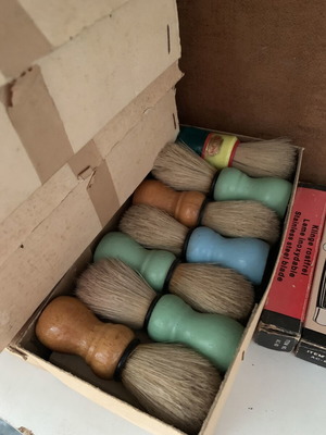 Vintage shaving brushes set of 7, new