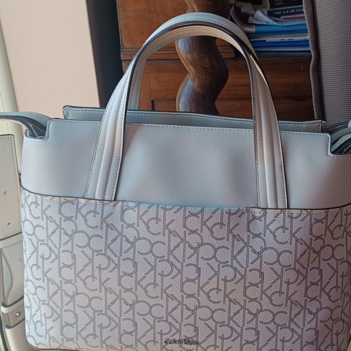 Calvin Klein white handbag and shoulder bag with CK logo