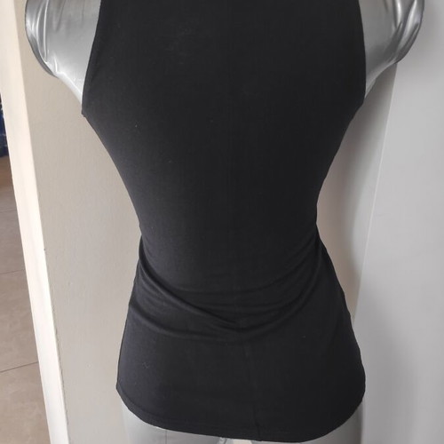 Black sleeveless top with zipper used, one size, cotton