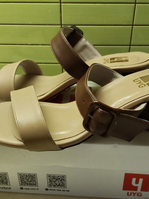 Women's sandals size 42 new beige and brown