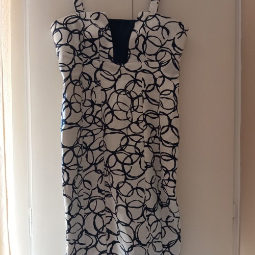 Dress midi black and white shiny with side zipper, like new, size L