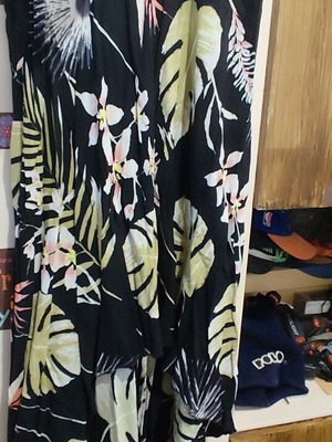 Asymmetric maxi skirt Benissimo like new, tropical floral print, size S