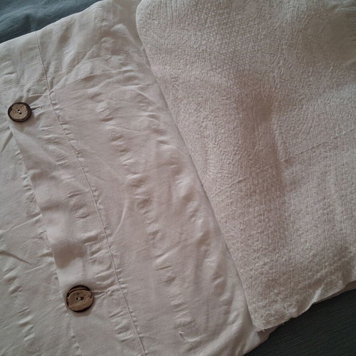 Cotton quilt cover and woven blanket used