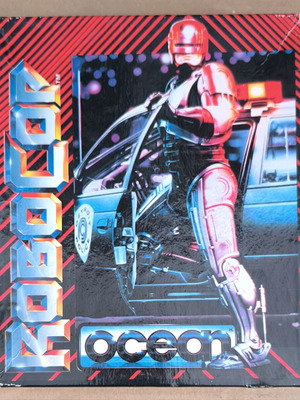 Robocop (Ocean) Amstrad disk and cassette like new